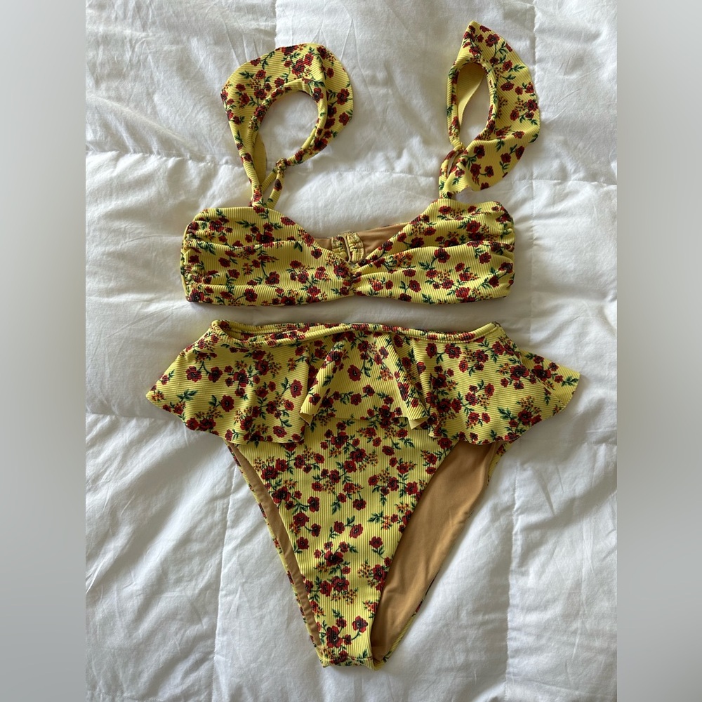 Beach Riot bikini High Risk Red Ditsy